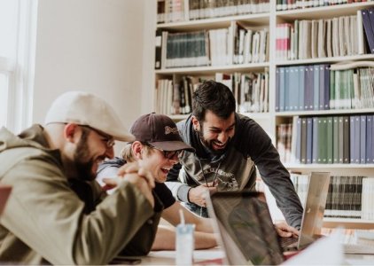 Sabe quais so os benefcios da formao contnua para a sua empresa? By Bwizer Corporate
