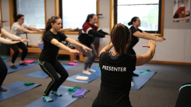 Pilates Clnico MW2 - class instructor